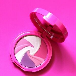 NIB Mally Beauty Mallywood Highlighting Blush